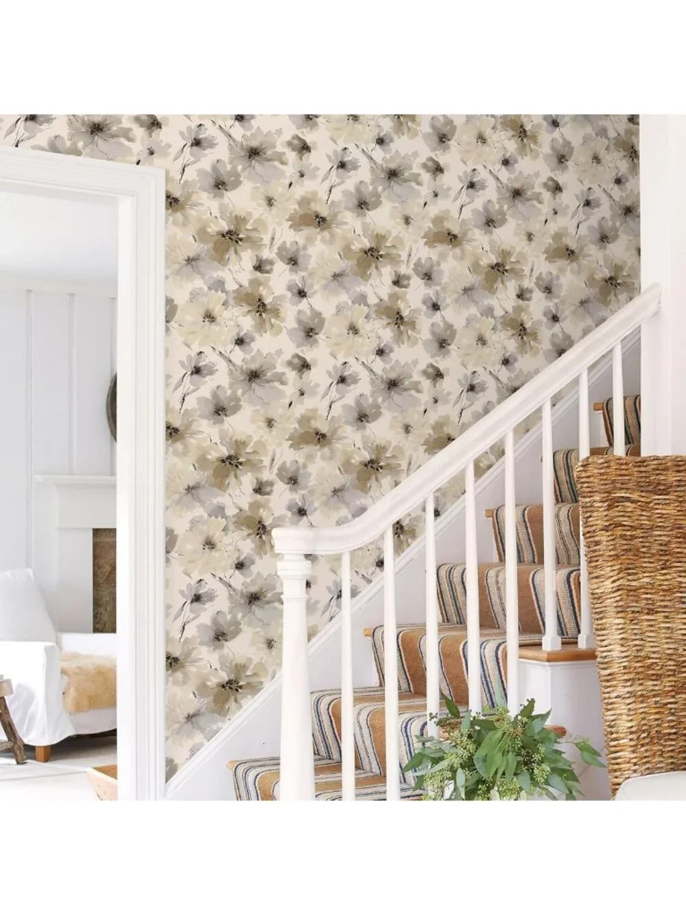 Beige Floral Watercolor Peel and Stick Wallpaper - Vintage Self-Adhesive Decor